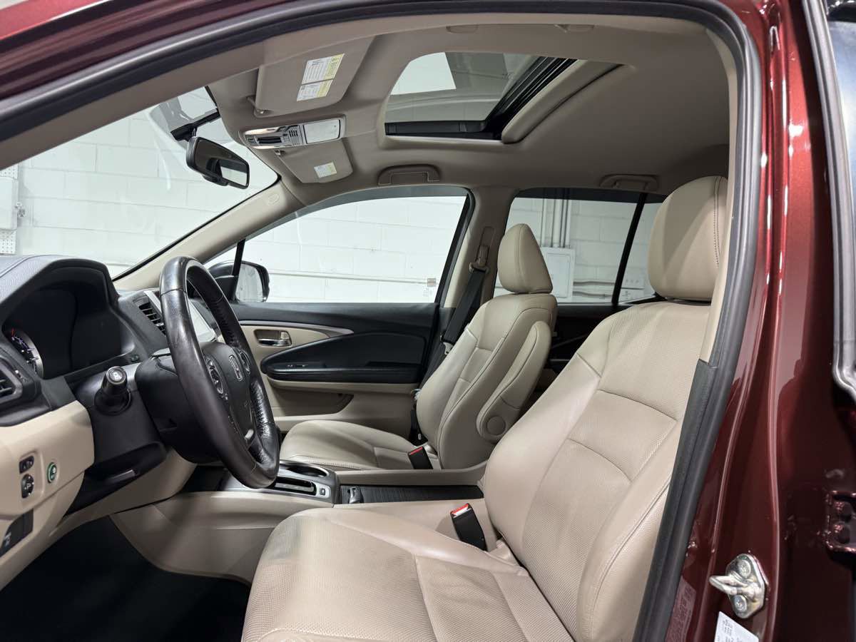 Used 2019 Honda Ridgeline RTL-T image 16