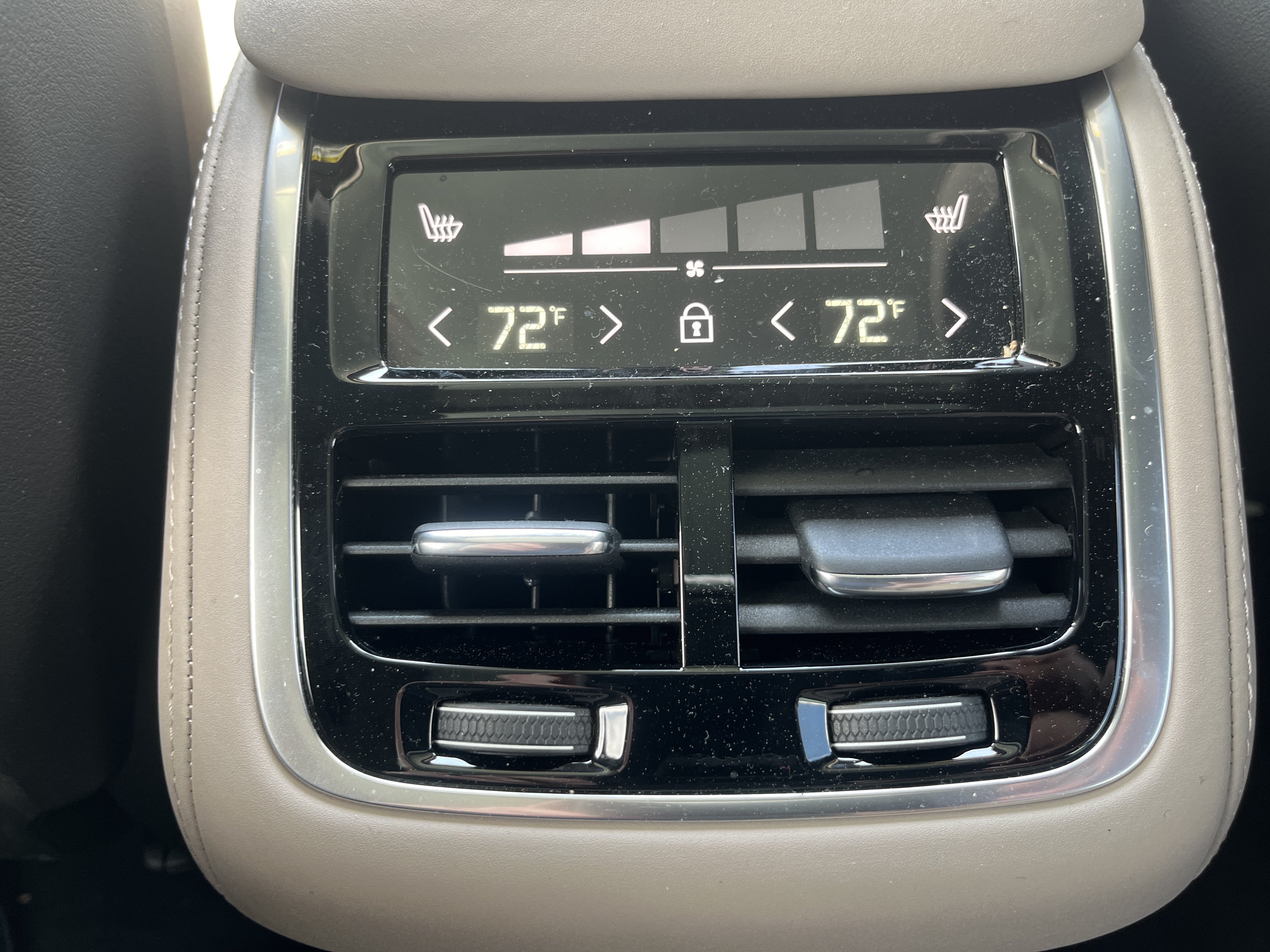 New 2026 Volvo XC90 B6 Plus AWD/4WD image 12