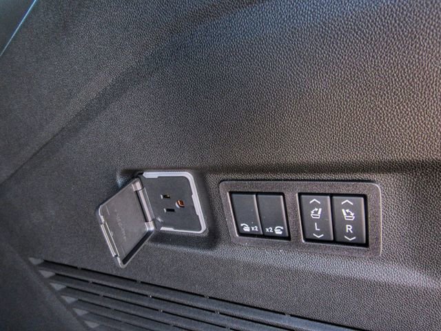 New 2026 GMC Yukon XL Elevation image 12