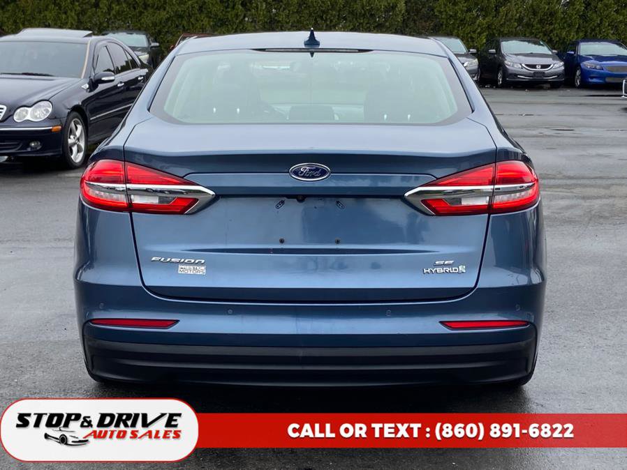 Used 2019 Ford Fusion SE image 4