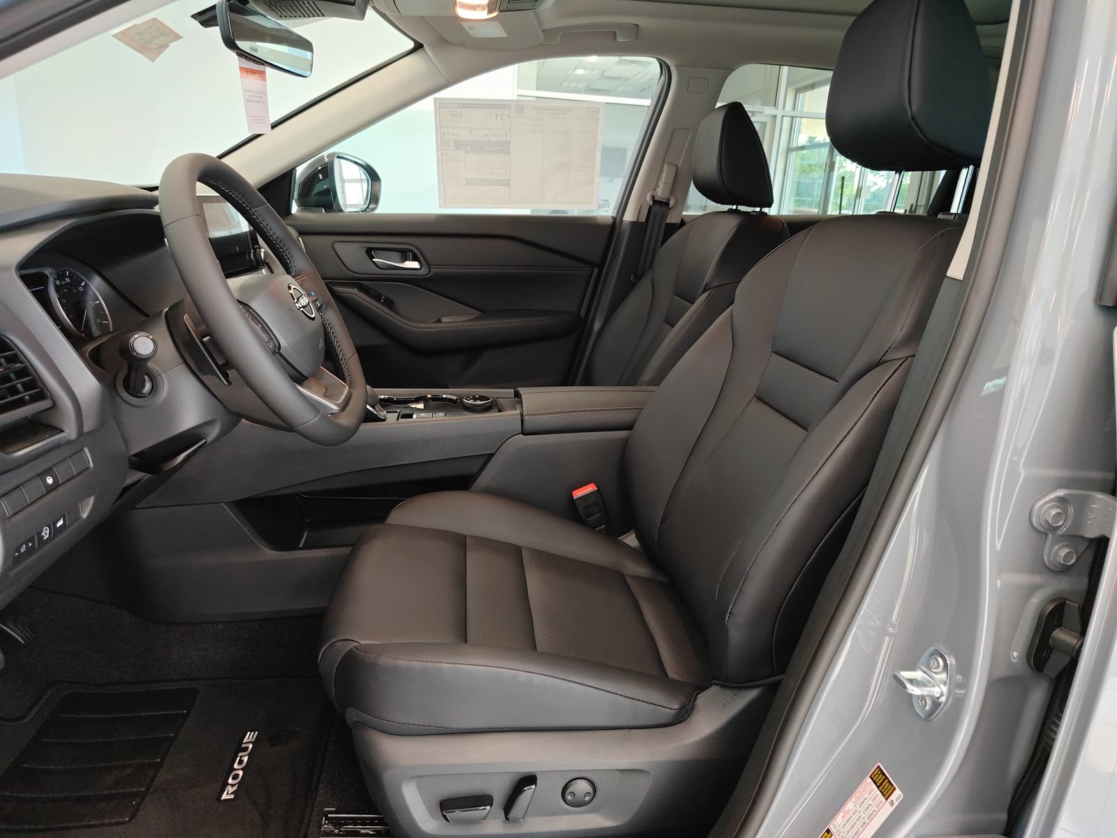 New 2026 Nissan Rogue Dark Armor AWD/4WD image 12