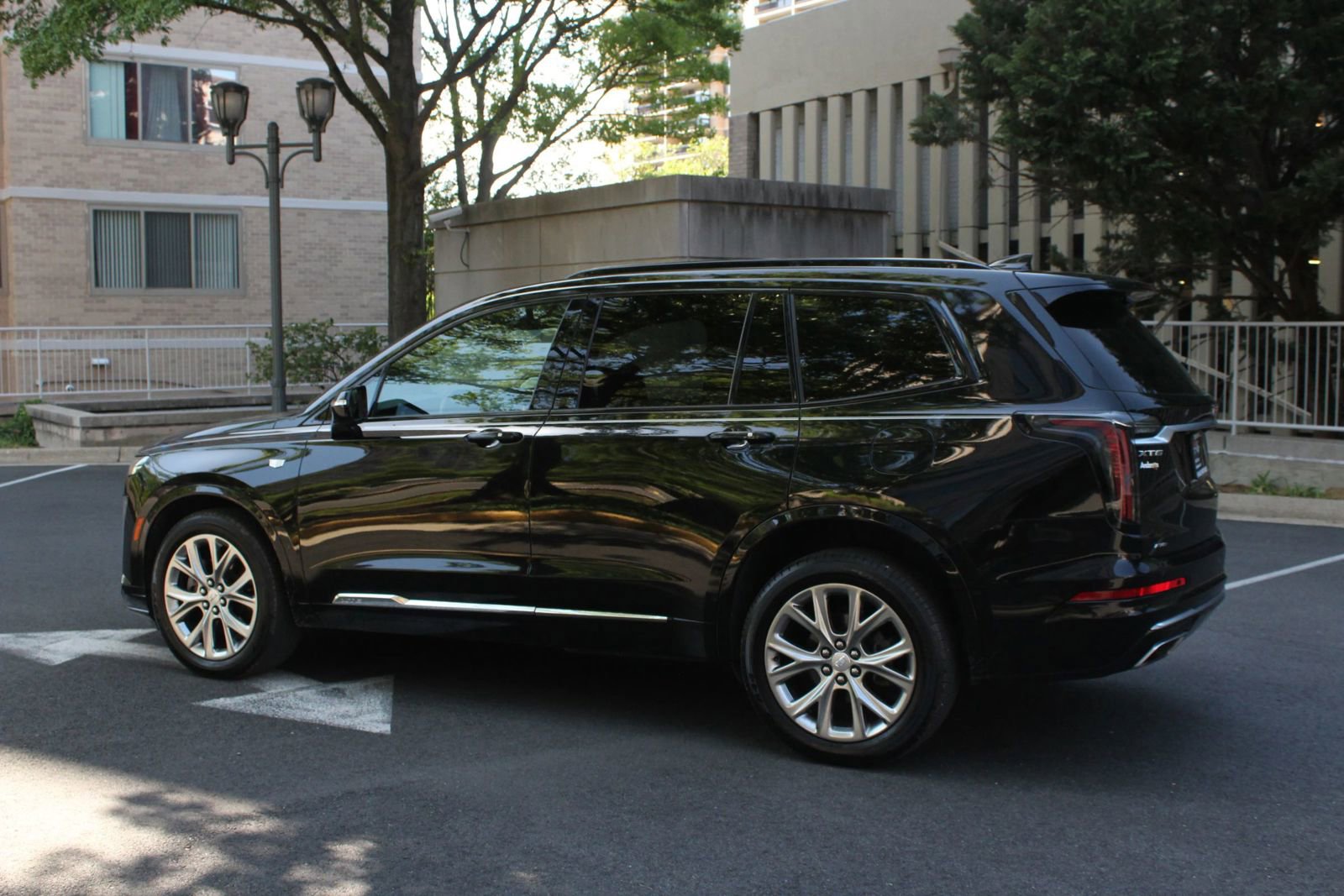 Used 2020 Cadillac XT6 Sport AWD/4WD image 9