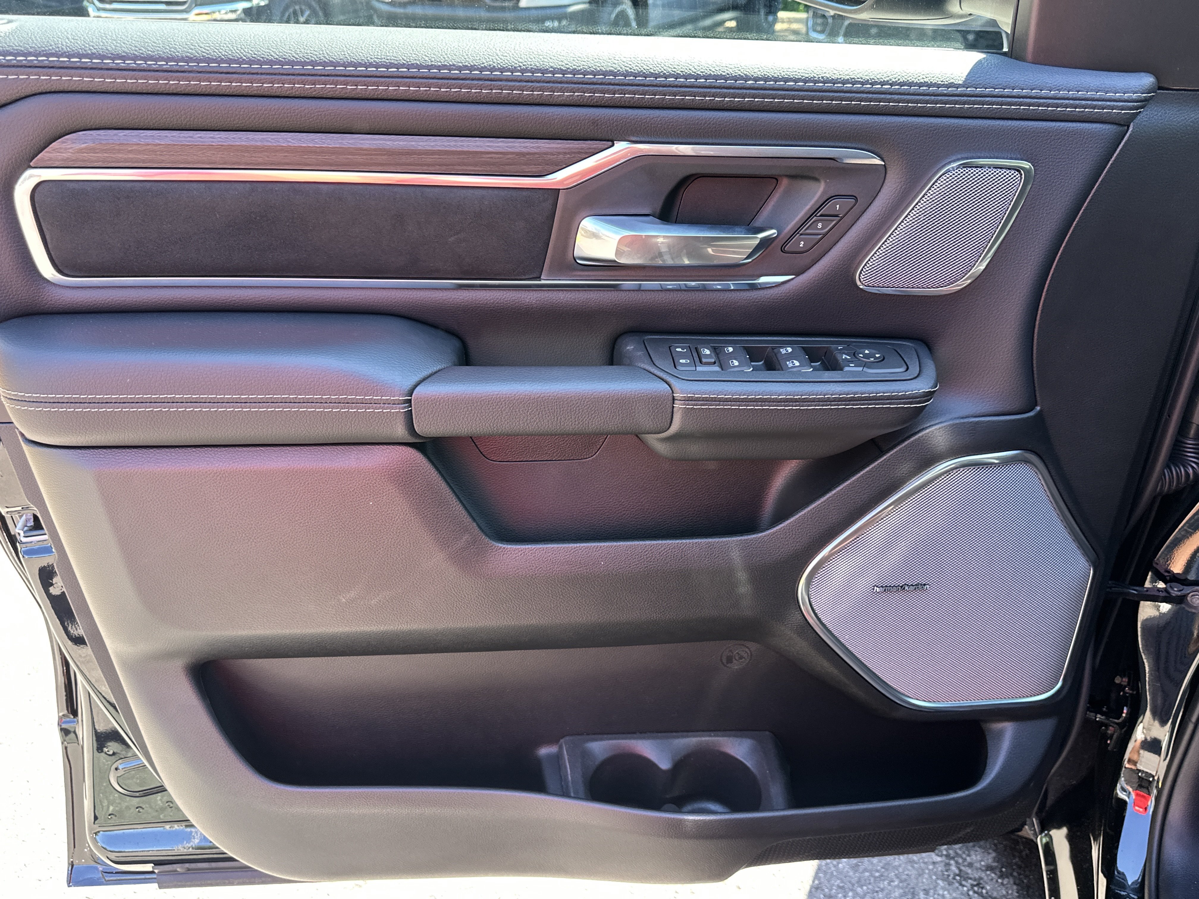 New 2026 RAM 1500 Laramie w/ Night Edition AWD/4WD image 29