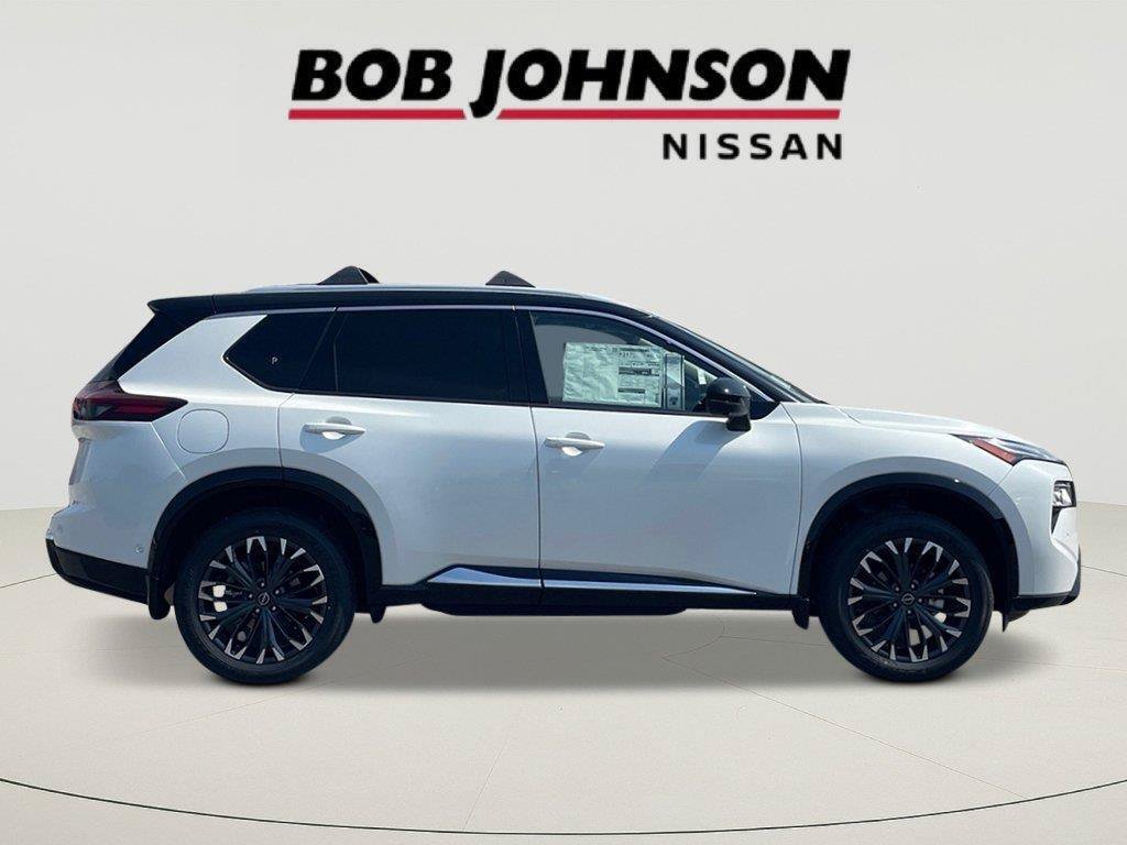 New 2026 Nissan Rogue Platinum AWD/4WD image 2