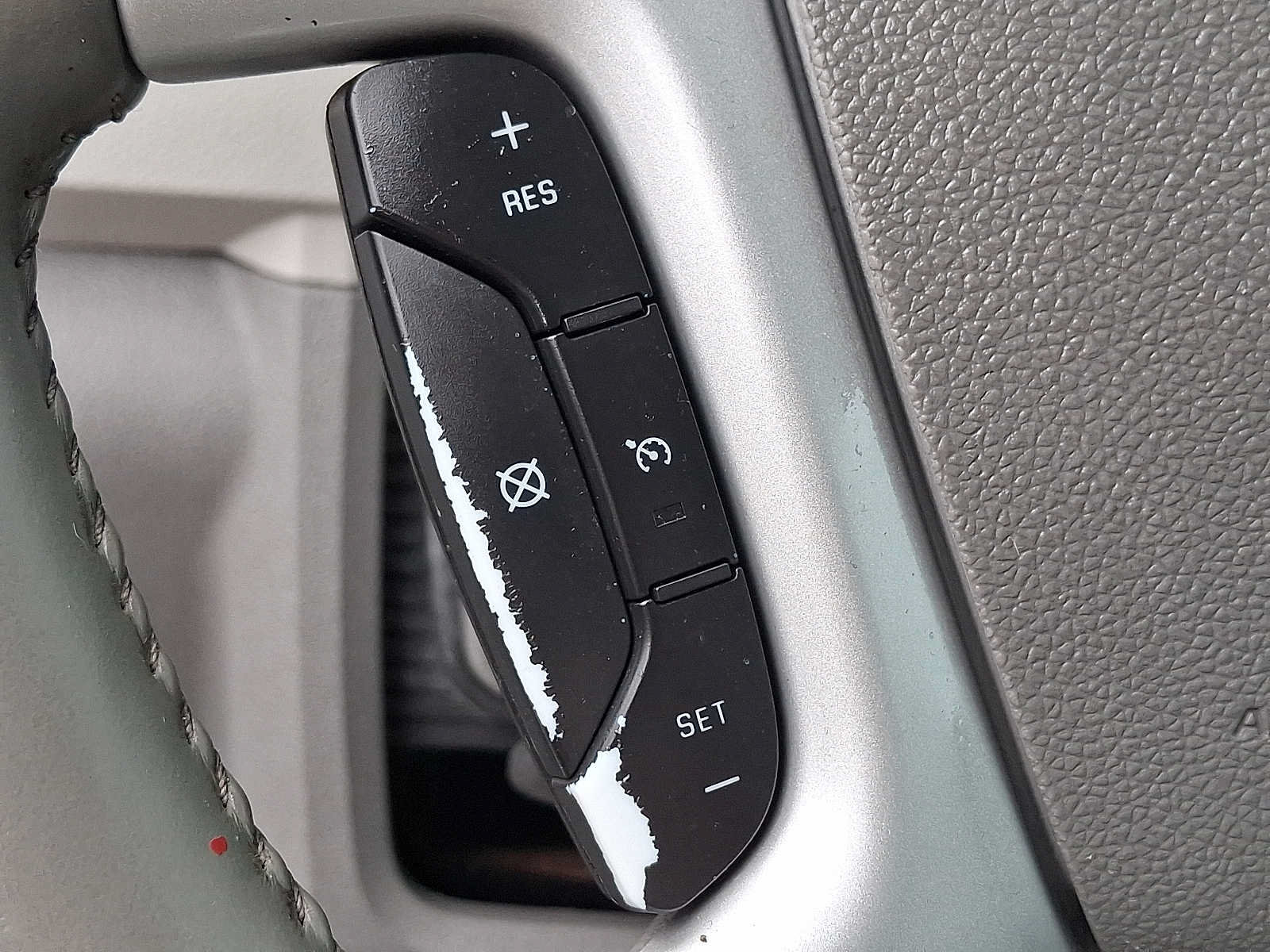 Used 2010 Chevrolet Traverse LT w/ Personal Connectivity Package FWD image 20