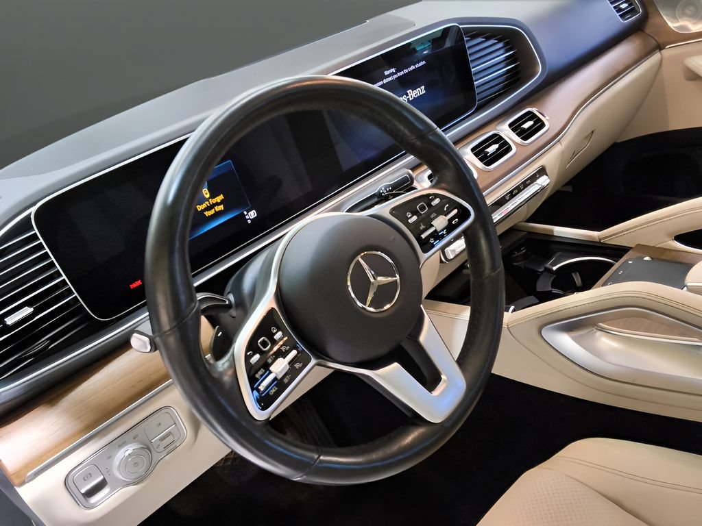 Used 2022 Mercedes-Benz GLE 350 4MATIC w/ Premium Package image 16