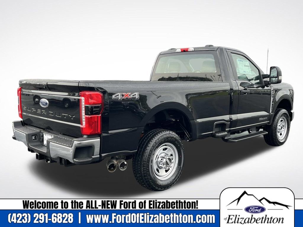 New 2026 Ford F350 4x4 Regular Cab Super Duty image 3