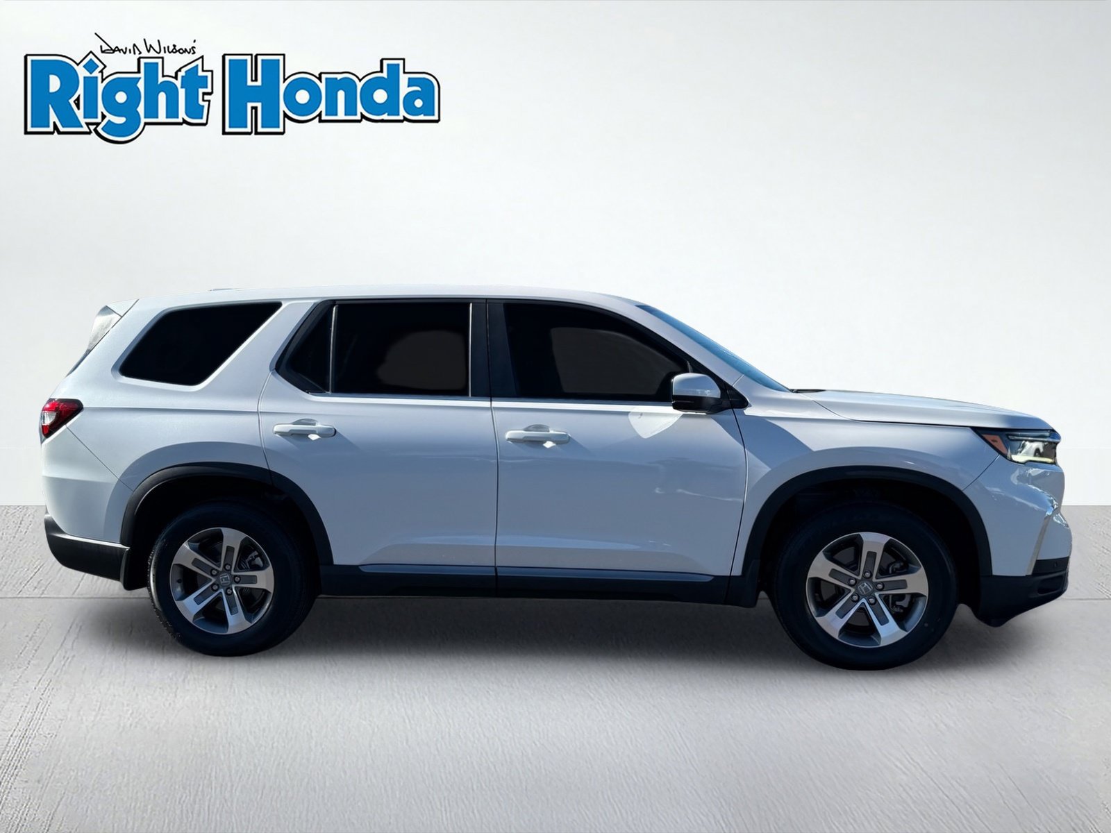 Certified 2023 Honda Pilot EX-L image 10