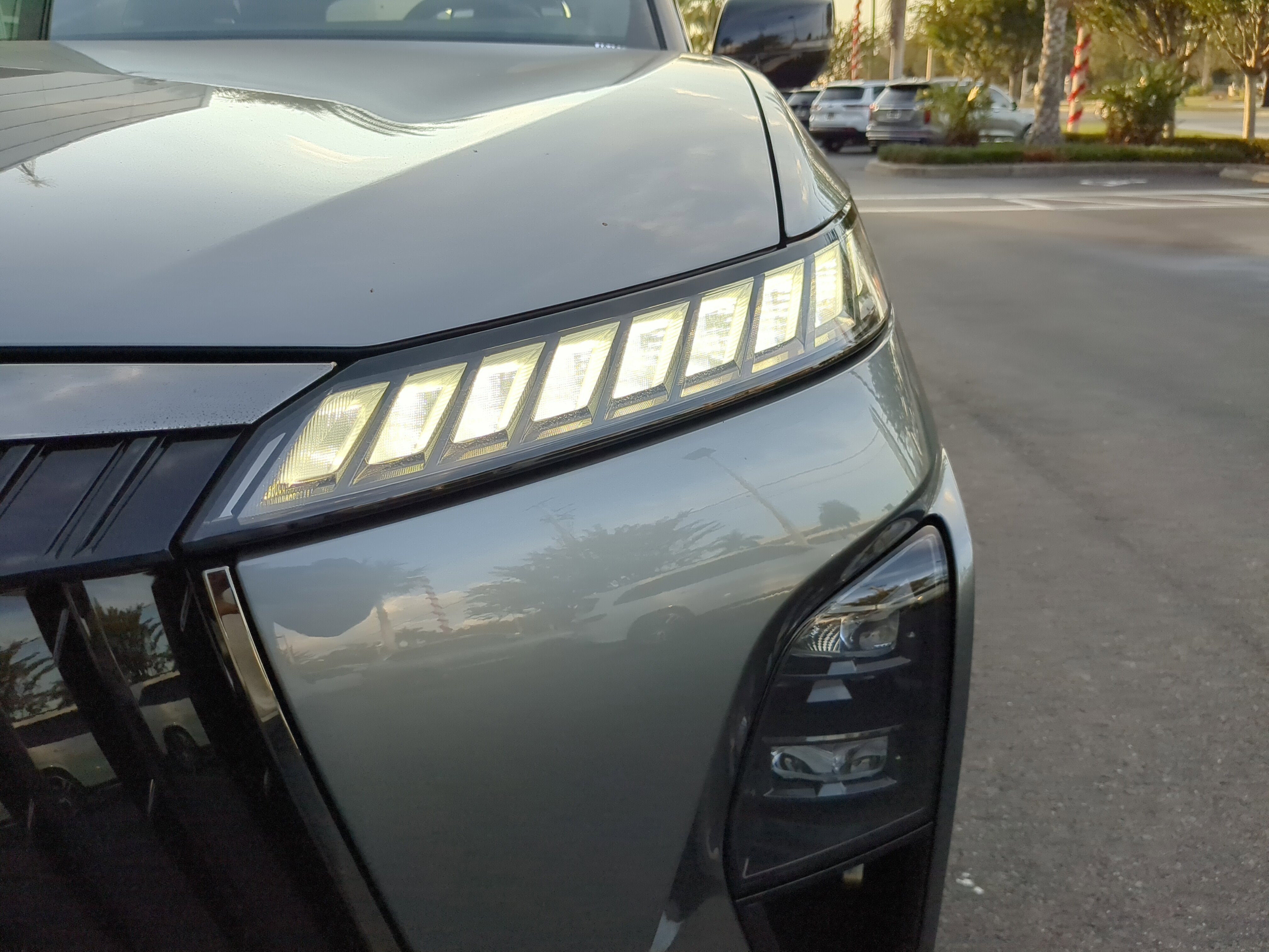 New 2026 INFINITI QX80 Autograph image 9