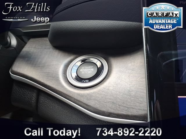 Used 2024 Jeep Grand Cherokee Limited 4xe w/ Trailer Tow Package AWD/4WD image 26