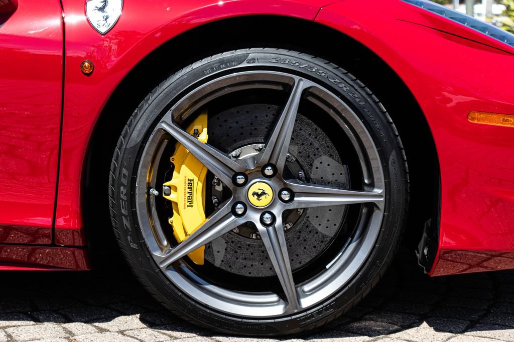 Used 2013 Ferrari 458 Italia Coupe RWD image 58