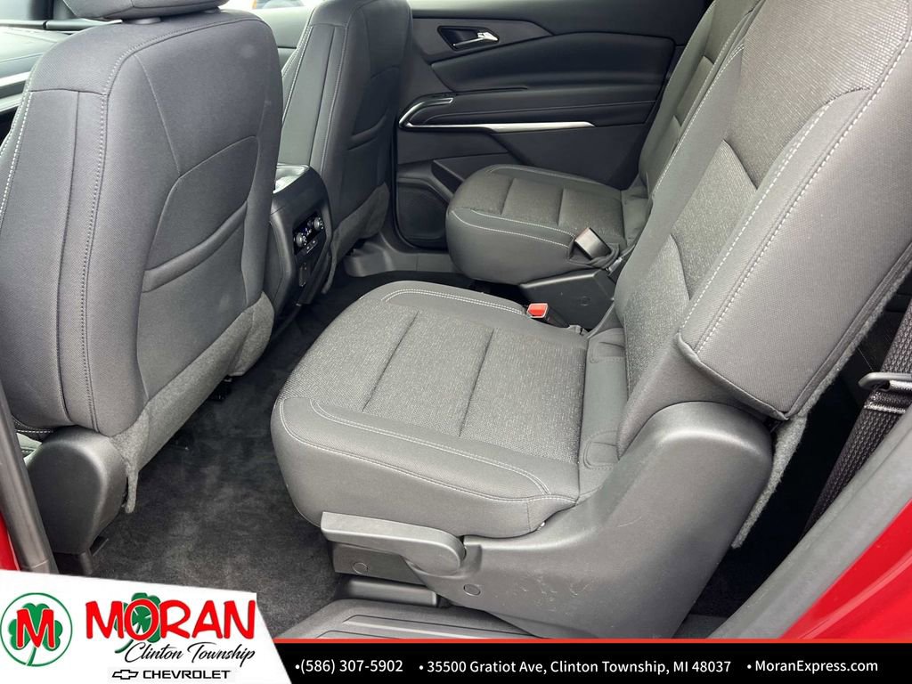 Certified 2024 Chevrolet Traverse LT image 12