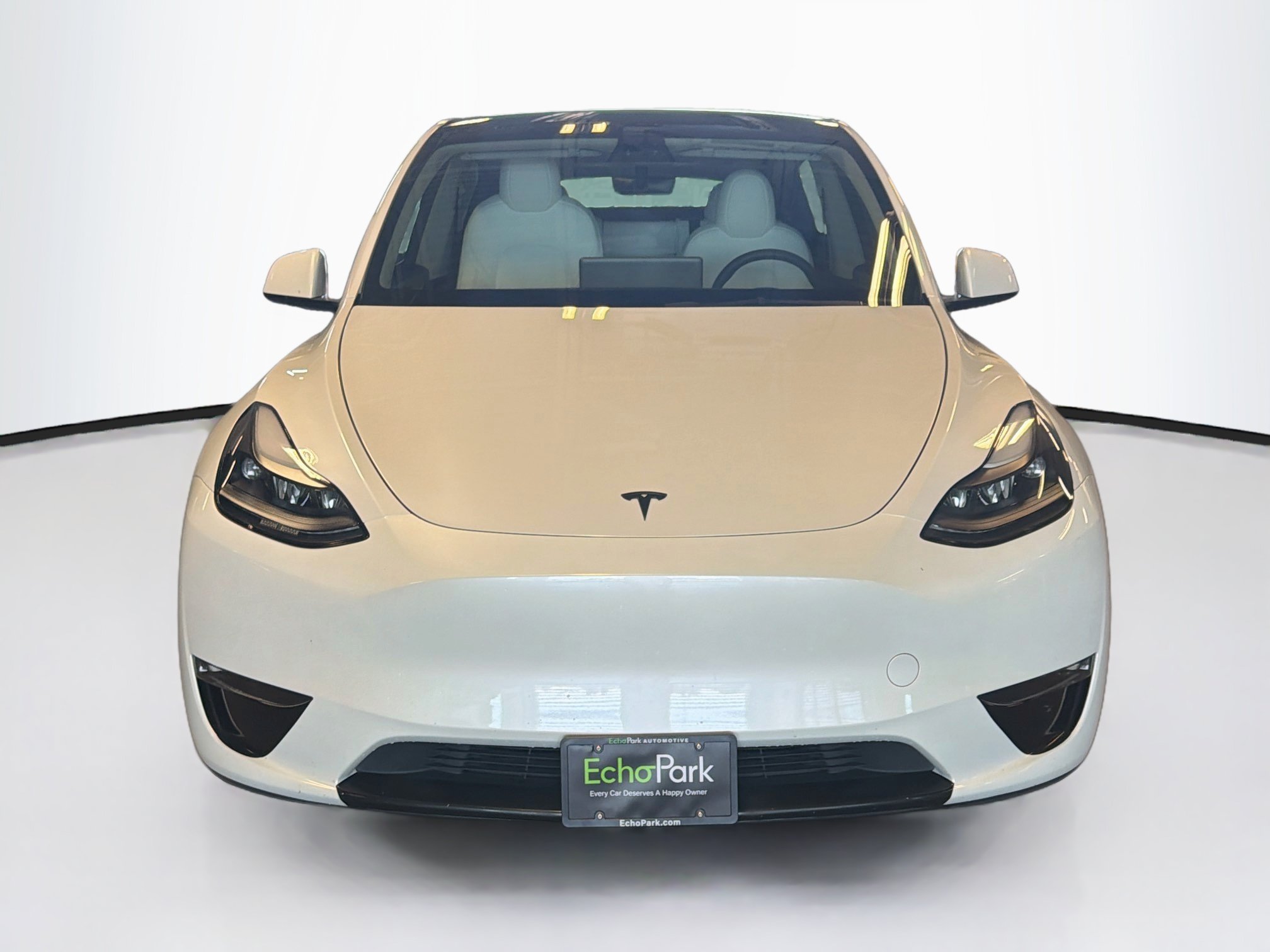 Used 2023 Tesla Model Y Long Range AWD/4WD image 2