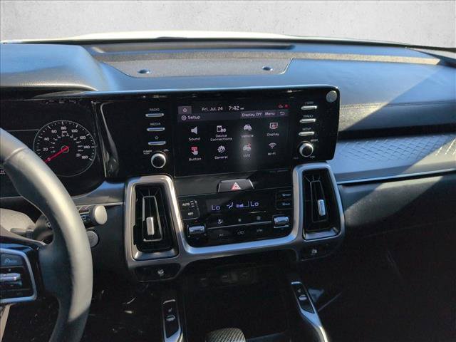 Used 2021 Kia Sorento S FWD image 15