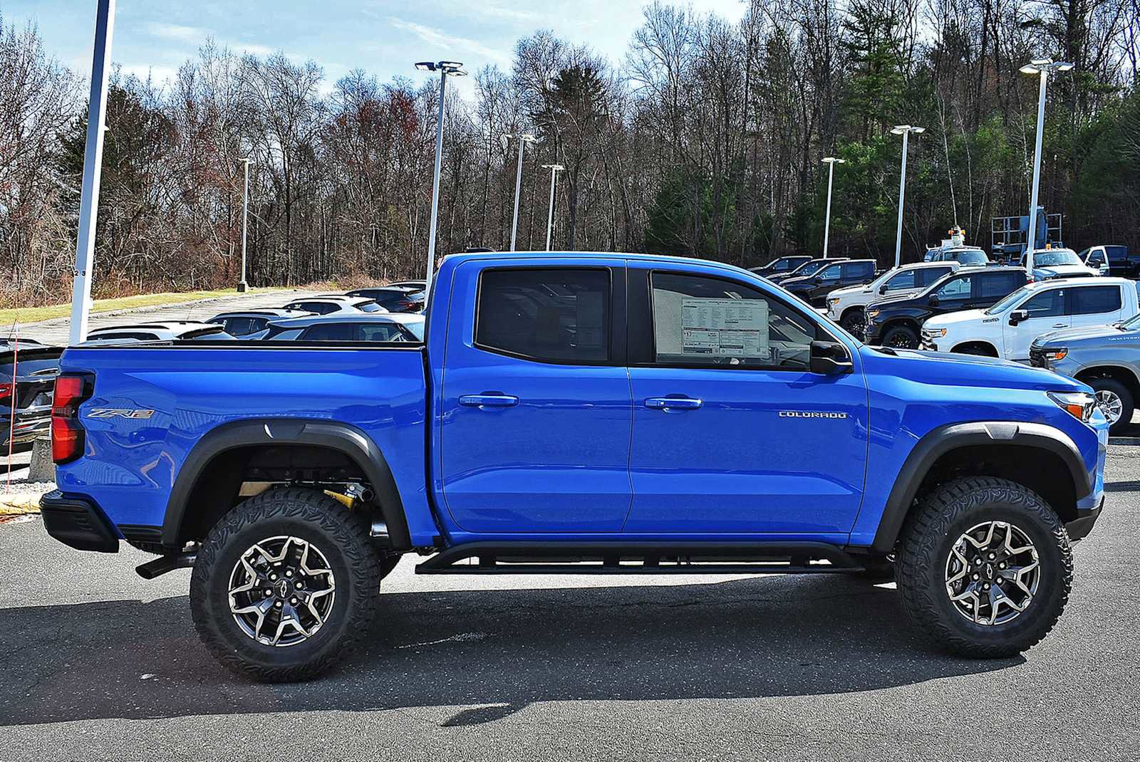 New 2026 Chevrolet Colorado ZR2 w/ Technology Package AWD/4WD image 6