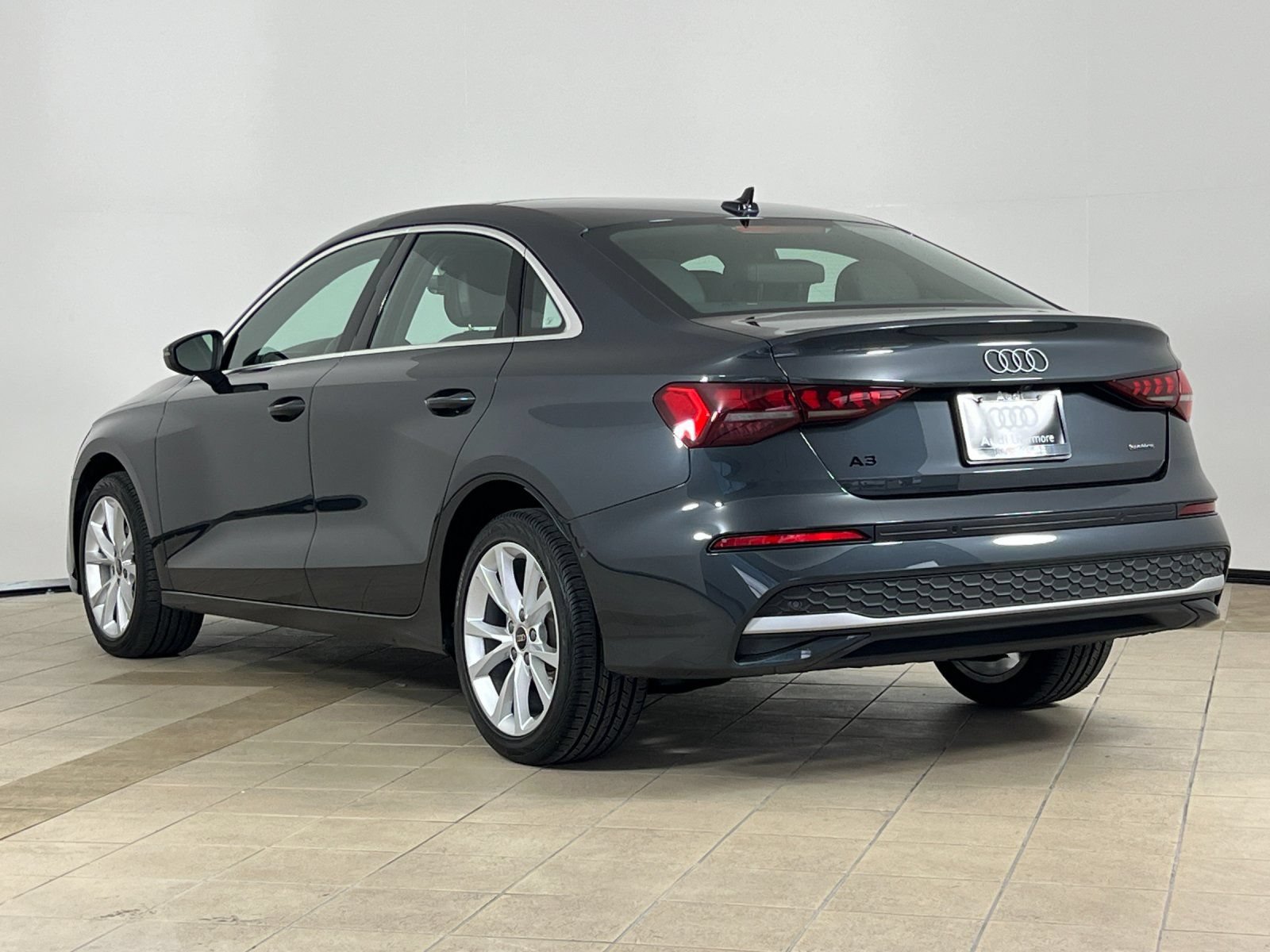 Used 2025 Audi A3 2.0T Premium Plus w/ Premium Plus Package AWD/4WD image 4