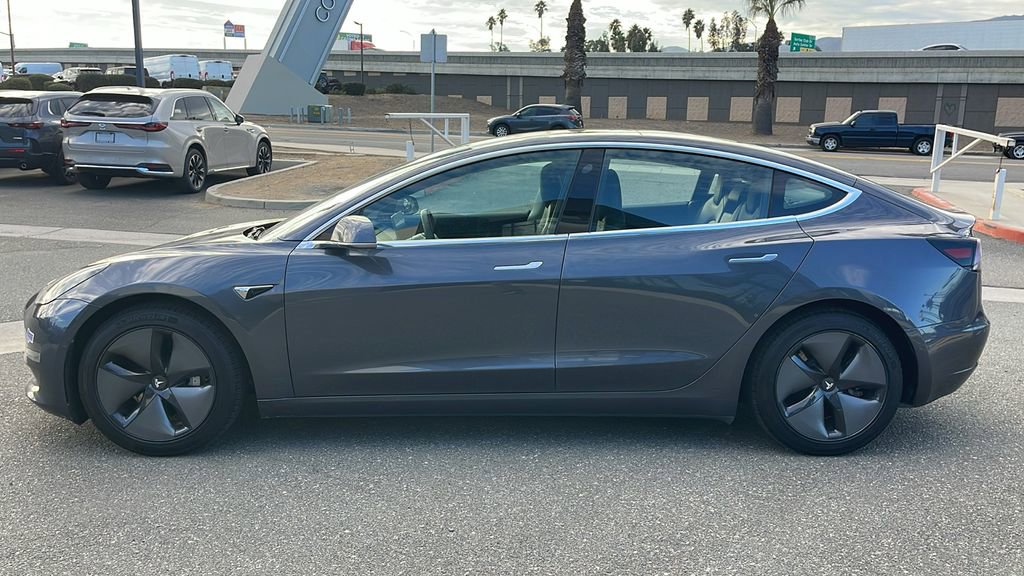 Used 2018 Tesla Model 3 Long Range image 12