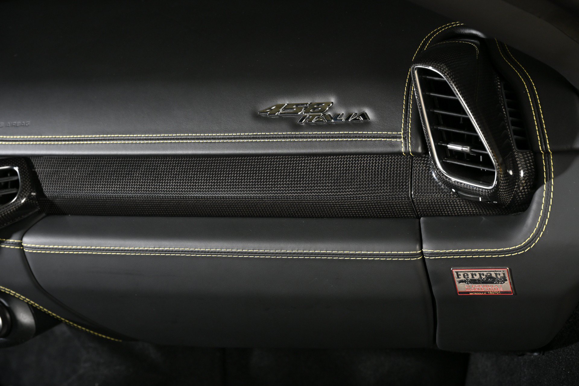 Used 2011 Ferrari 458 Italia Coupe RWD image 20