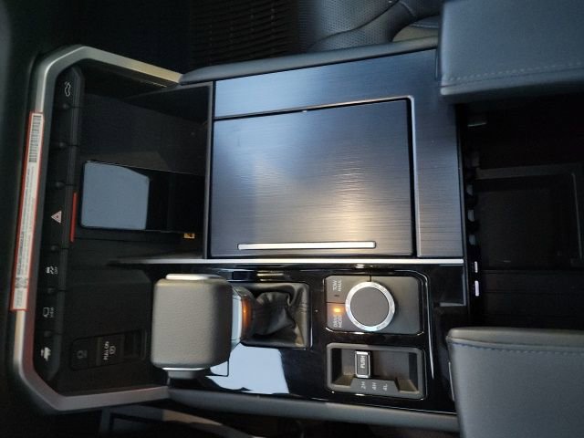 Used 2025 Toyota Tundra Platinum image 30