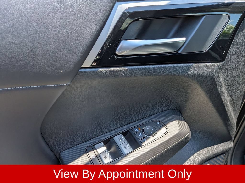 Used 2025 Mitsubishi Outlander SE AWD/4WD image 13
