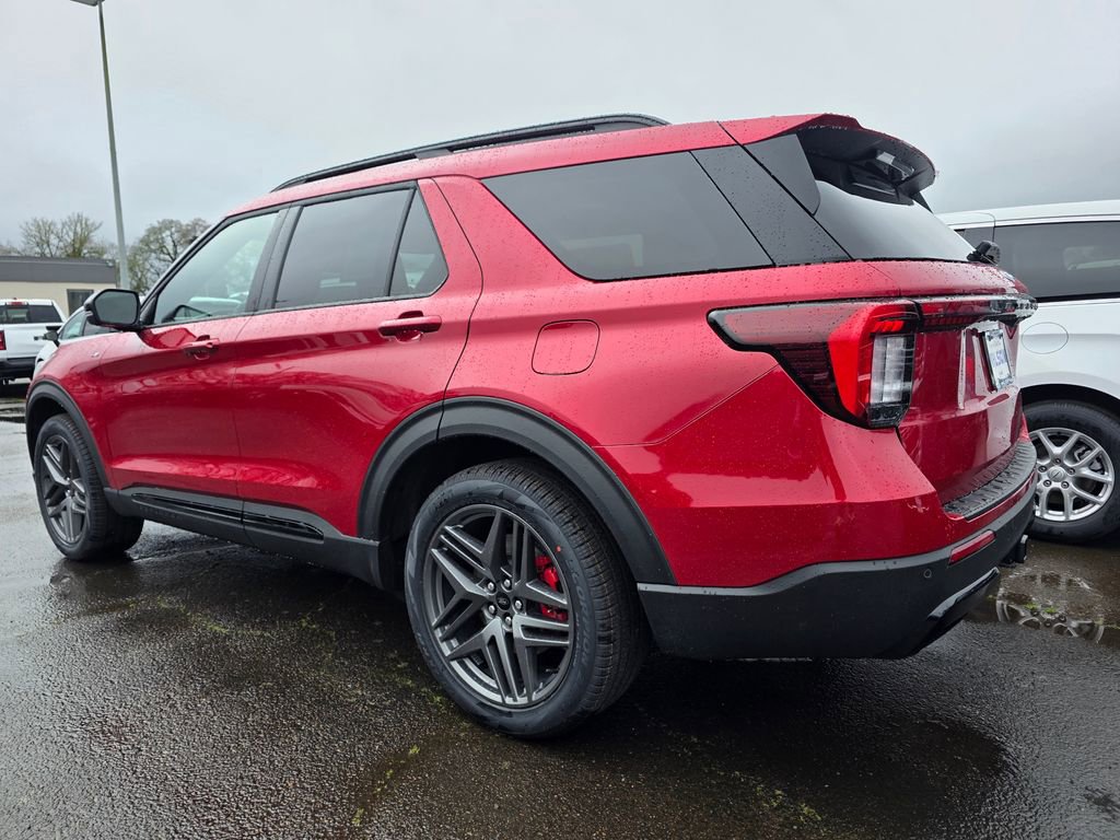New 2026 Ford Explorer ST-Line w/ ST-Line Street Pack image 9