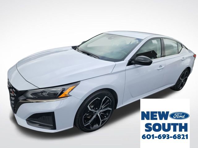 Used 2024 Nissan Altima 2.5 SR