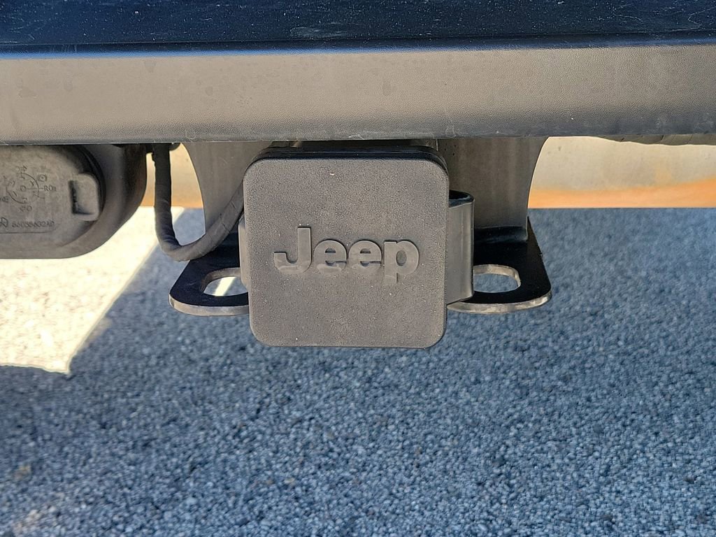 Used 2019 Jeep Wrangler Unlimited Sahara image 7