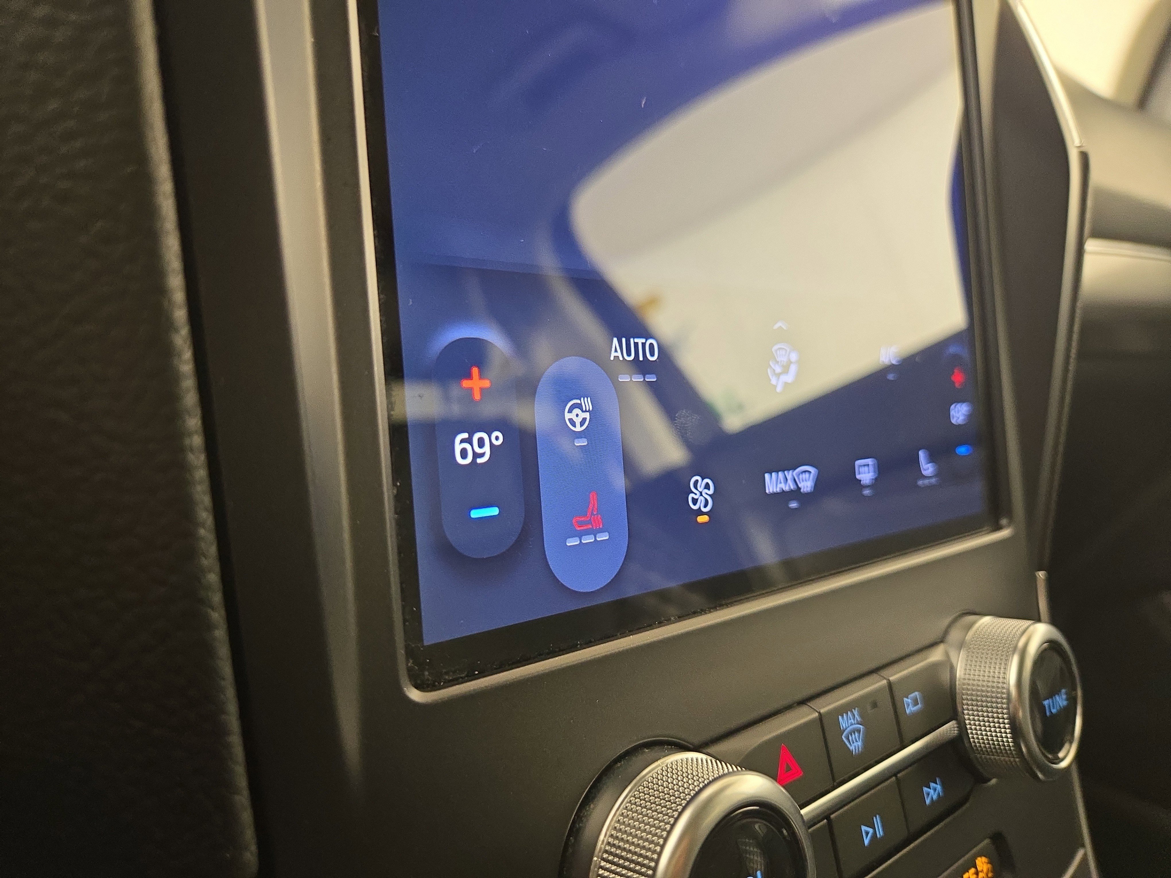 Used 2024 Ford Edge Titanium image 25