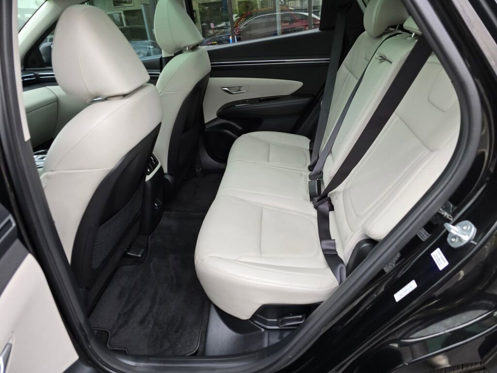 Used 2024 Hyundai Tucson Limited image 14