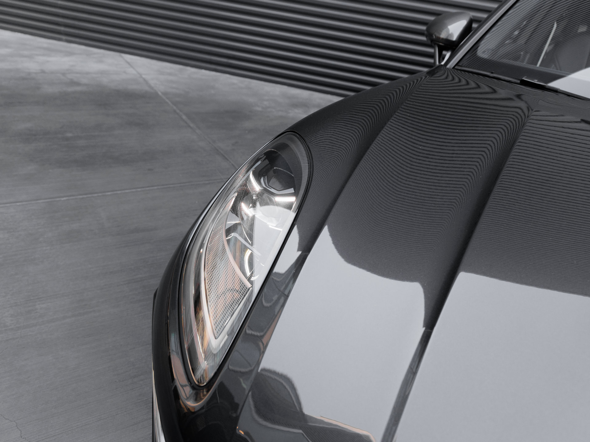 Certified 2026 Porsche Macan Turbo AWD/4WD image 41