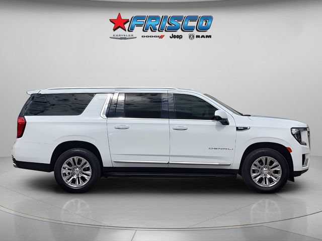 Used 2022 GMC Yukon XL Denali RWD image 8