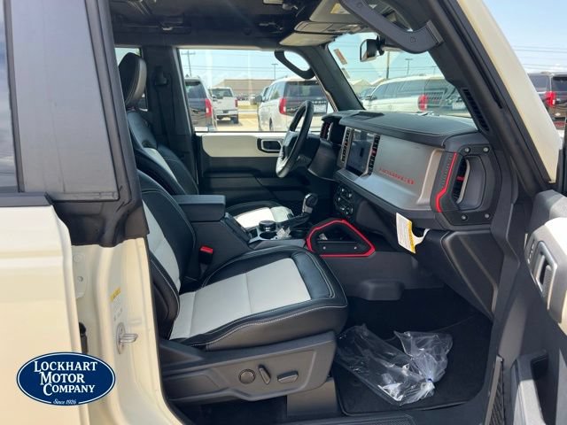 New 2026 Ford Bronco Outer Banks w/ Sasquatch Package AWD/4WD image 33