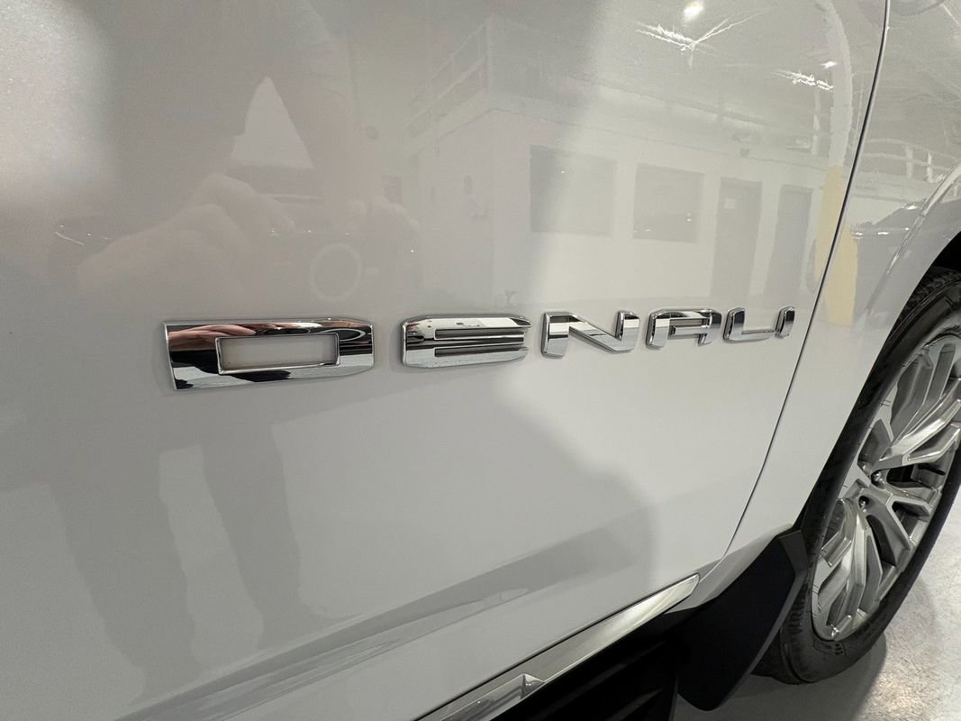 Used 2023 GMC Yukon Denali w/ LPO, Floor Liner Package AWD/4WD image 63