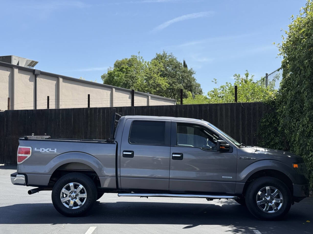 Used 2014 Ford F150 XLT w/ Equipment Group 302A Luxury image 4