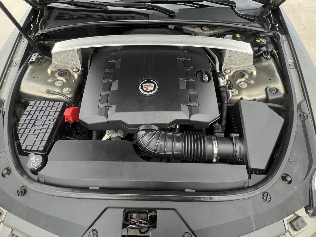 Used 2011 Cadillac CTS Premium image 9