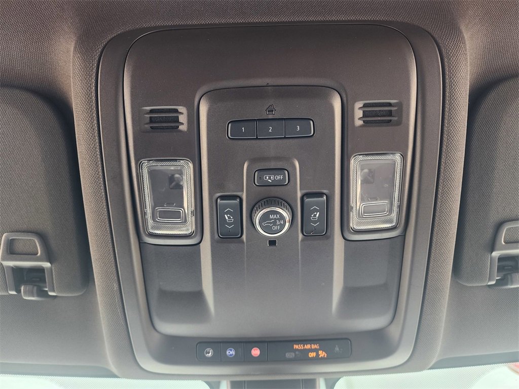 Used 2021 Chevrolet Suburban Z71 w/ Z71 Off-Road Package image 24