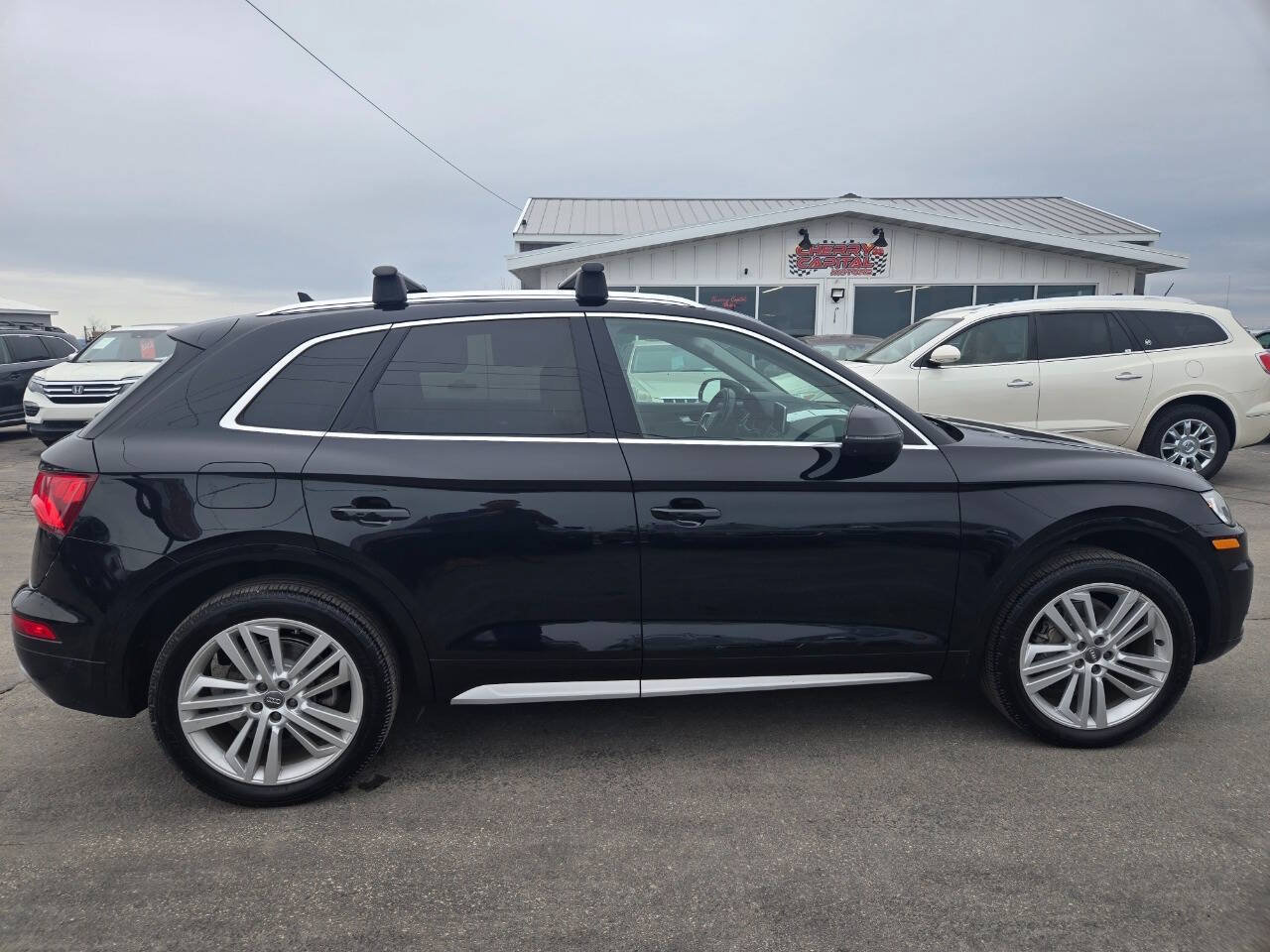 Used 2019 Audi Q5 2.0T Premium Plus w/ Premium Plus Package AWD/4WD image 7