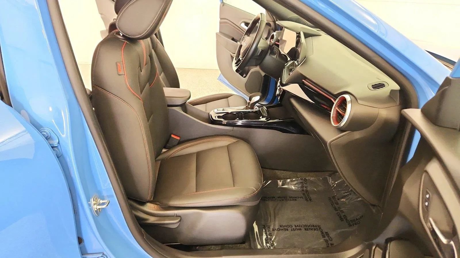 Used 2024 Chevrolet Trax RS w/ Driver Confidence Package FWD image 28