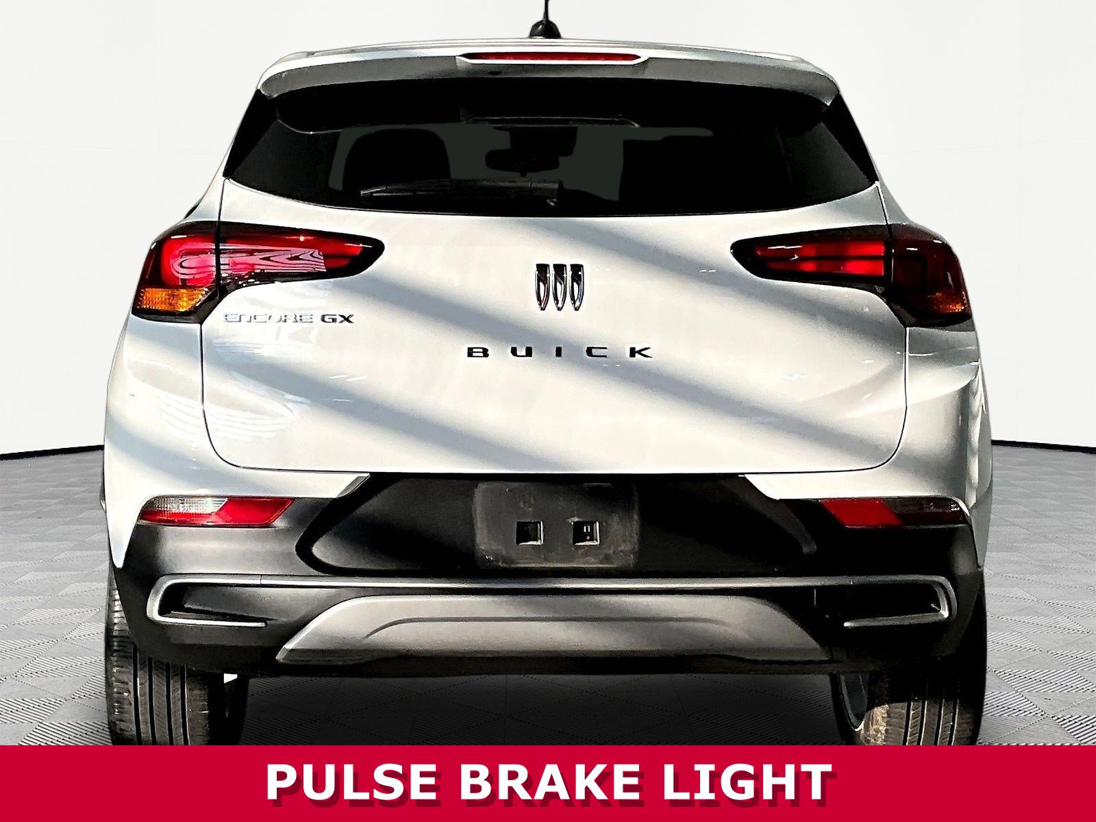 Used 2024 Buick Encore GX Preferred FWD image 5