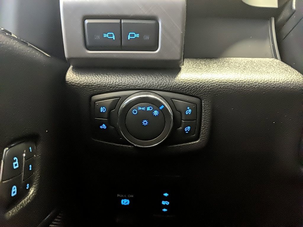 Used 2018 Ford F150 Limited w/ Trailer Tow Package image 25