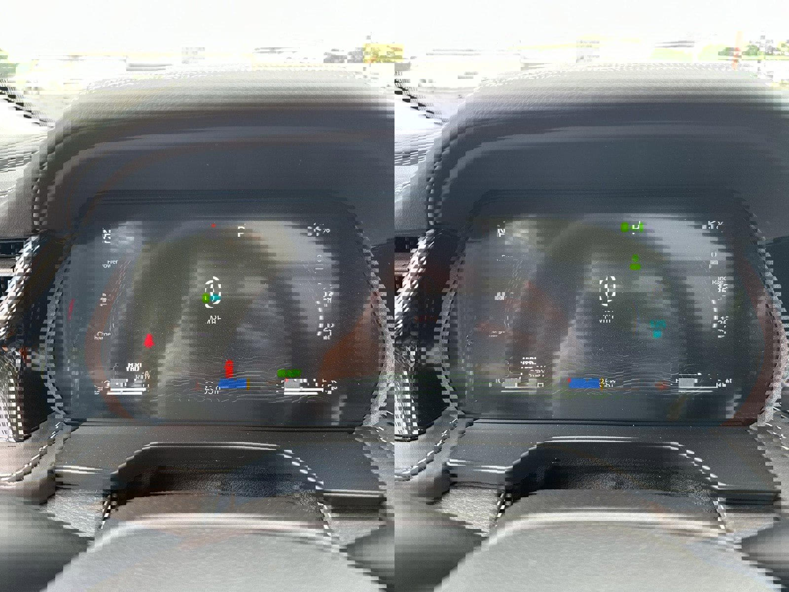 New 2022 Jeep Grand Cherokee Limited 4xe w/ Luxury Tech Group II image 19