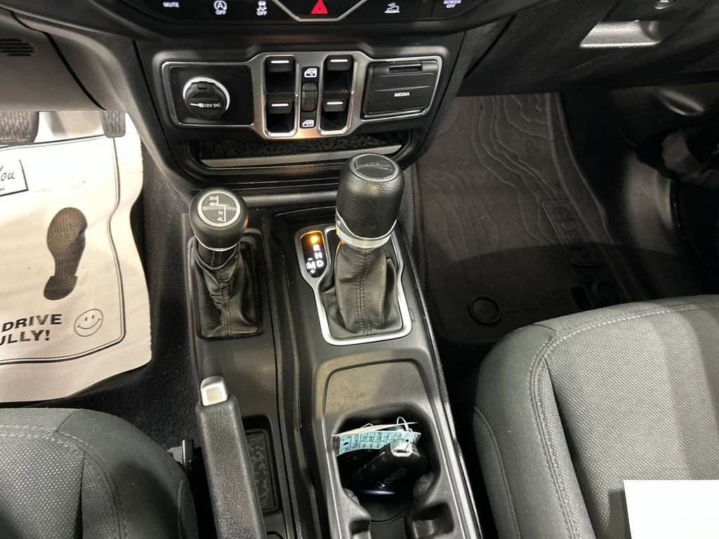 Used 2020 Jeep Gladiator Sport w/ Quick Order Package 24S AWD/4WD image 17