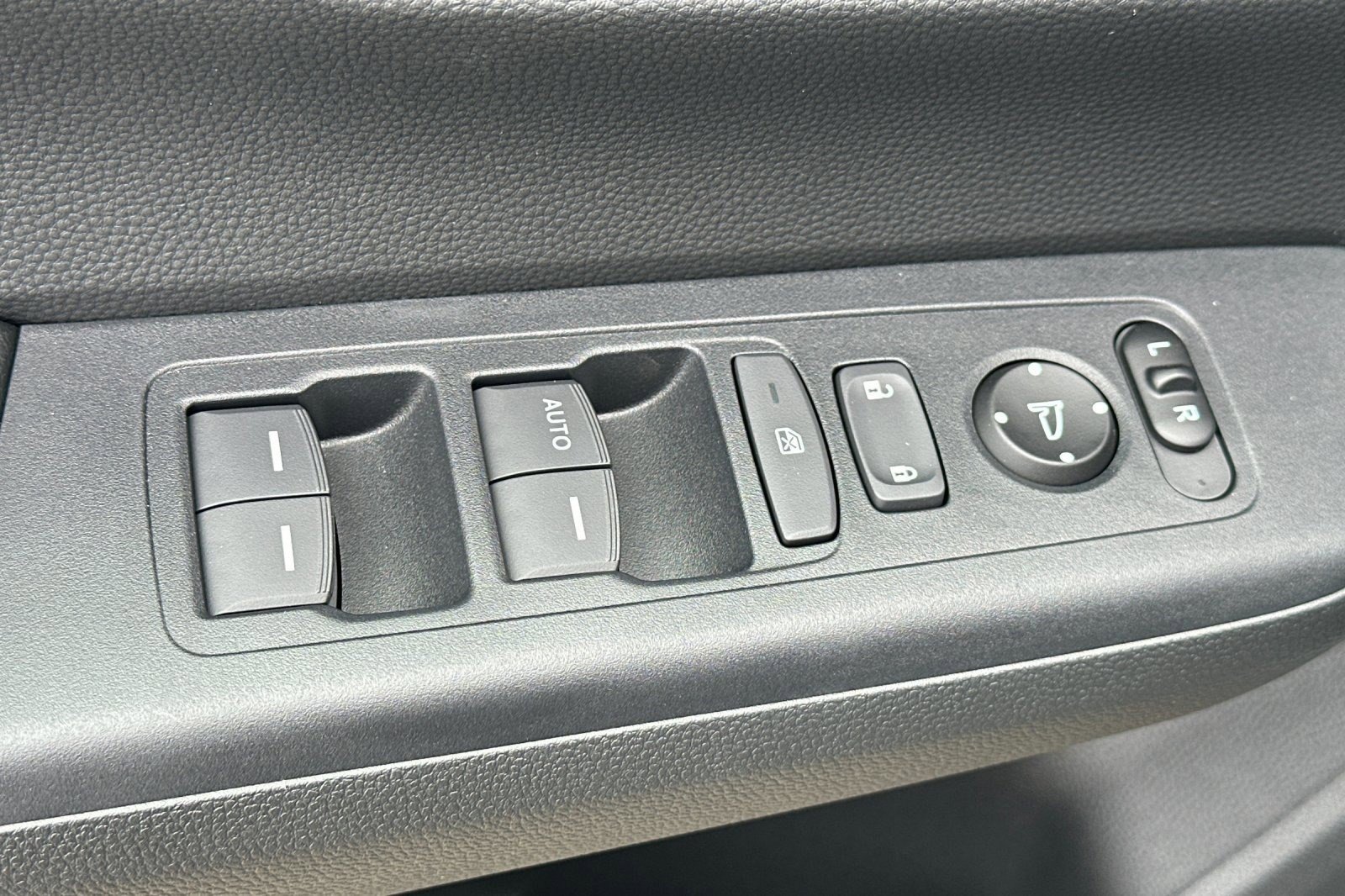 New 2026 Honda CR-V LX image 13