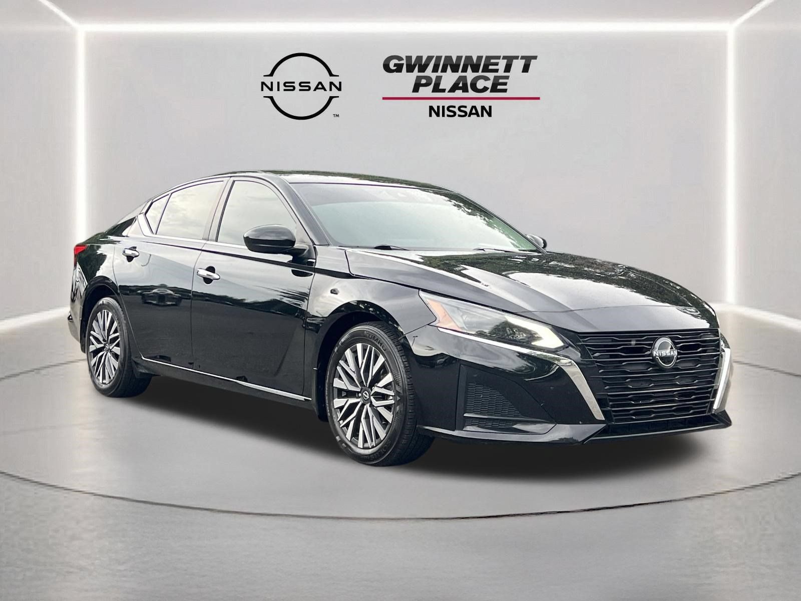 Certified 2024 Nissan Altima 2.5 SV w/ SV Premium Package FWD image 27