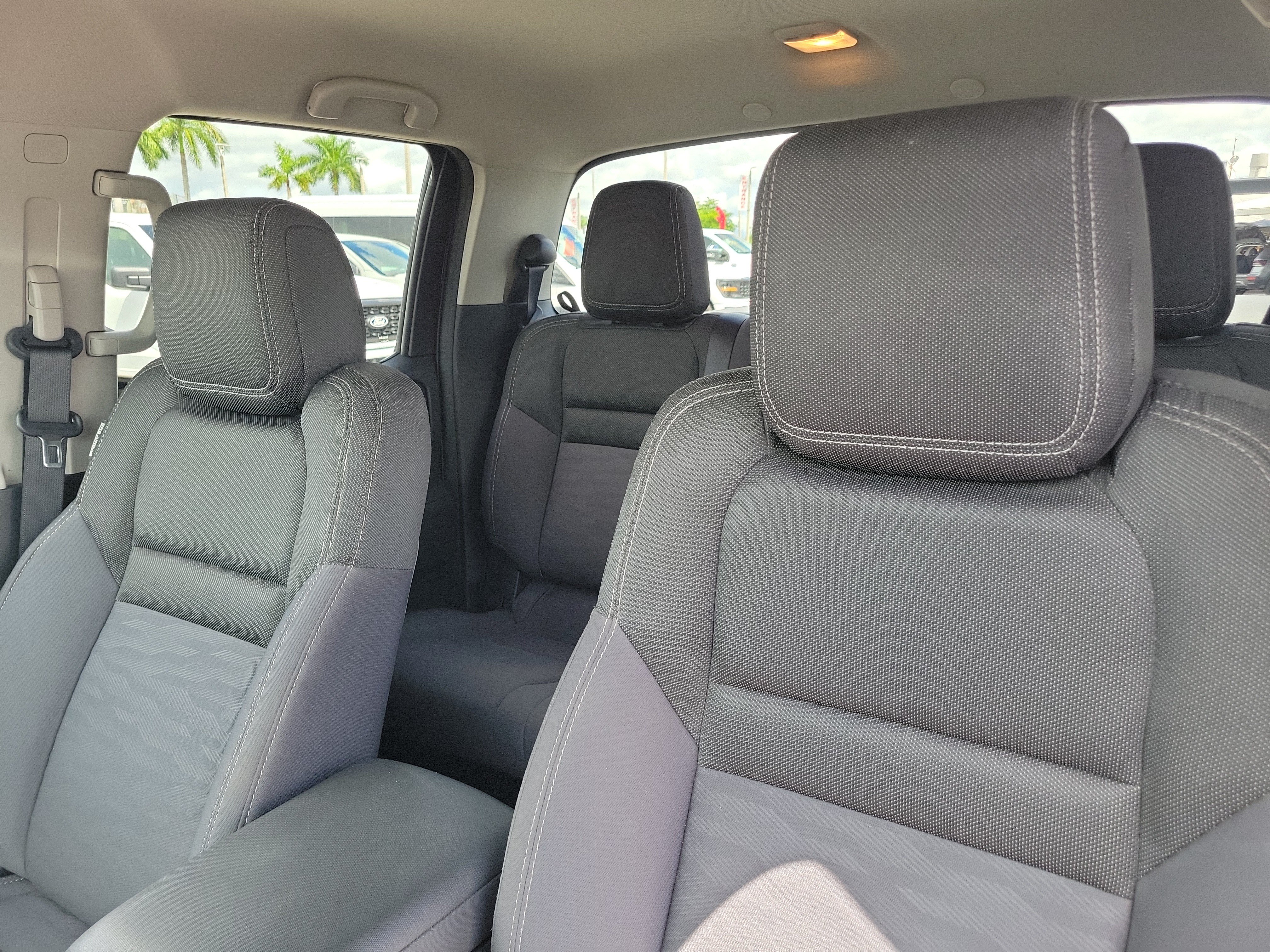 Used 2023 Nissan Frontier SV AWD/4WD image 21
