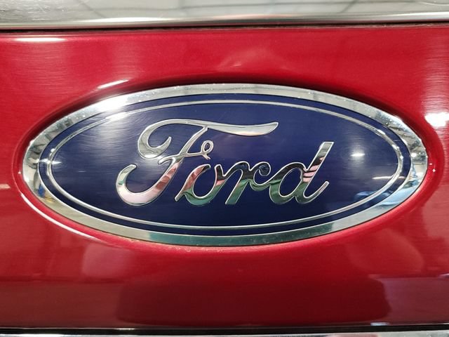 Used 2019 Ford Expedition XLT w/ Equipment Group 202A AWD/4WD image 33