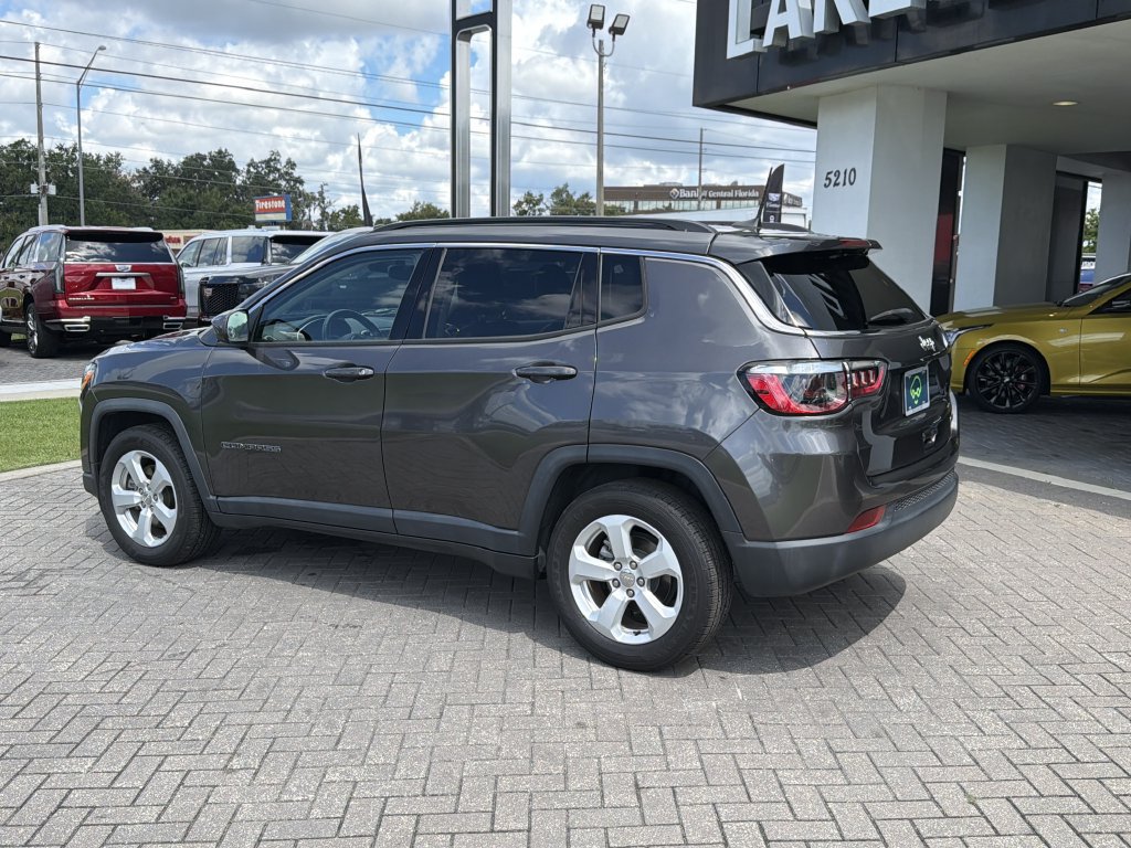 Used 2020 Jeep Compass Latitude w/ Popular Equipment Group FWD image 4