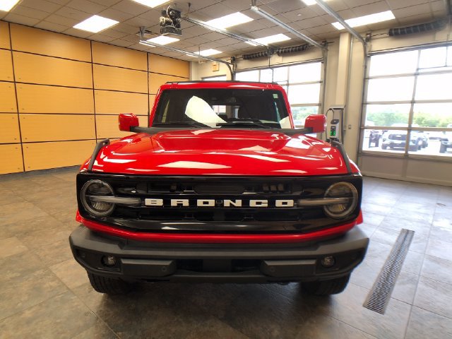 Certified 2024 Ford Bronco Outer Banks AWD/4WD image 2