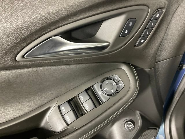 Used 2024 Buick Encore GX Avenir w/ Avenir Technology Package AWD/4WD image 27