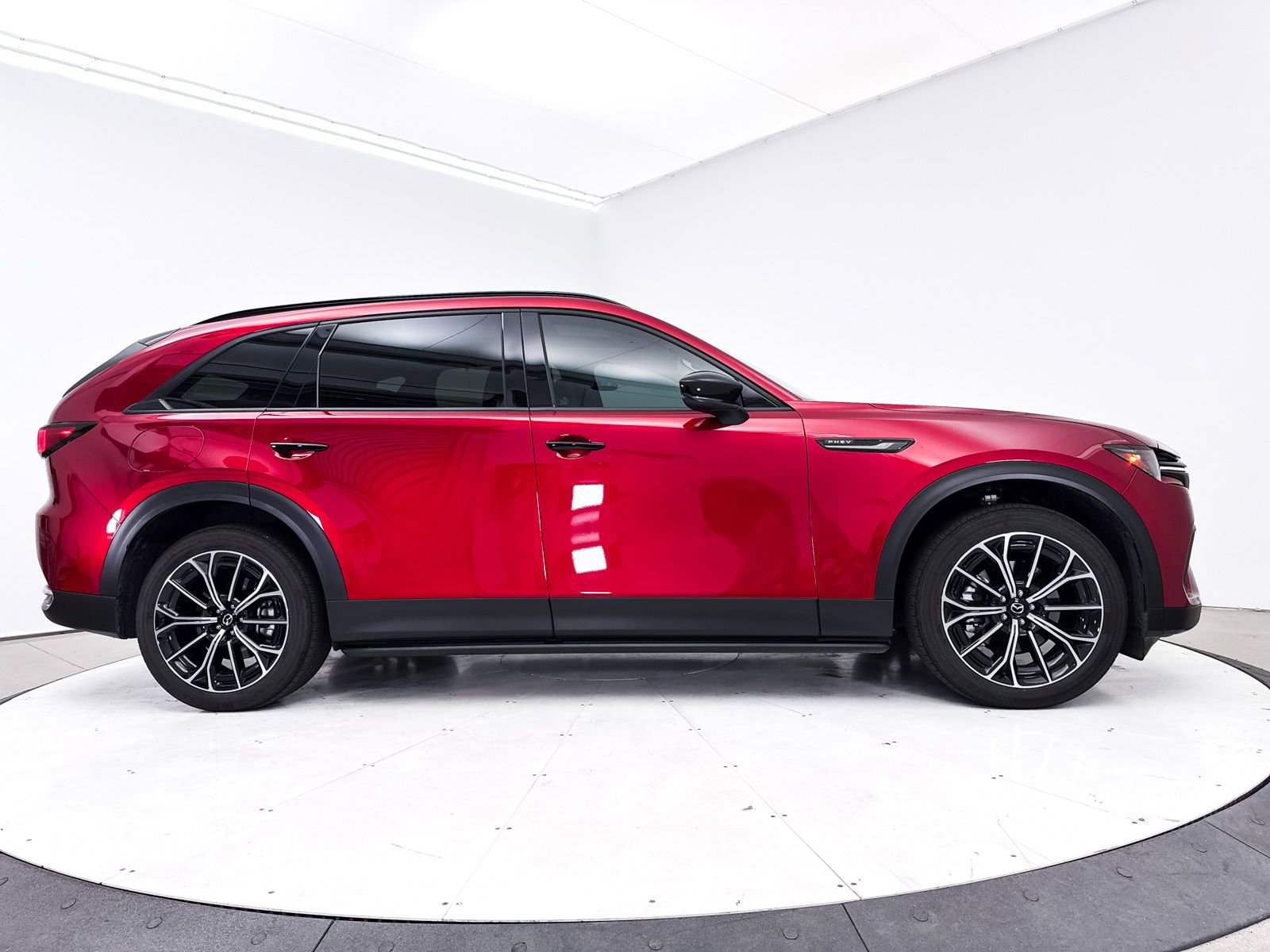 Certified 2025 MAZDA CX-70 Plug-In Hybrid w/ Premium Pkg image 42